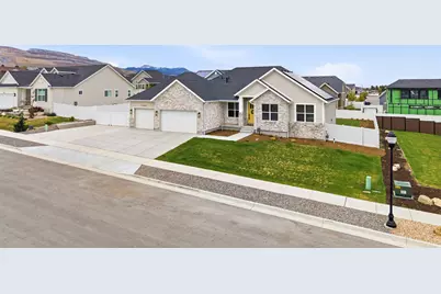 7236 W Halls Crossing Dr S, Herriman, UT 84096 - Photo 29