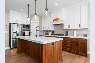 7236 W Halls Crossing Dr S, Herriman, UT 84096 - Photo 9