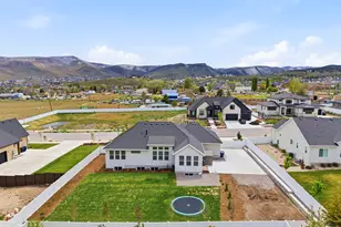 7236 W Halls Crossing Dr S, Herriman, UT 84096 - Photo 27