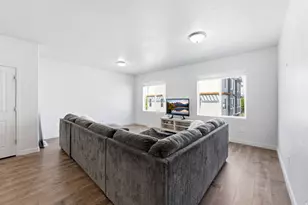 1513 S 630 W, Orem, UT 84058 - Photo 11