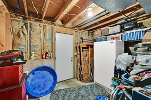 1890 W 2400 S, Syracuse, UT 84075 - Photo 15