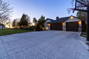3311 Cove Cir, Layton, UT 84040 - Photo 3