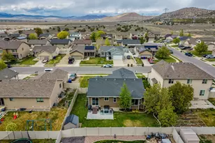 2442 E Hitching Post Dr, Eagle Mountain, UT 84005 - Photo 33