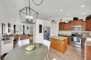 2442 E Hitching Post Dr, Eagle Mountain, UT 84005 - Photo 11