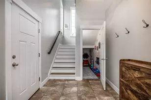 1879 W Trail Heights Dr, Riverton, UT 84065 - Photo 9