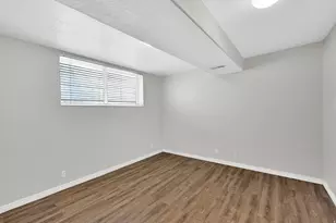 2101 N 700 W, Clinton, UT 84015 - Photo 15