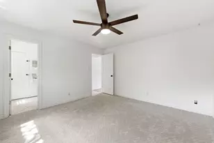 2220 E Murray Holladay Rd S, Holladay, UT 84117 - Photo 27