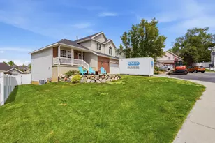 581 E Compass Cir N, North Salt Lake, UT 84054 - Photo 3