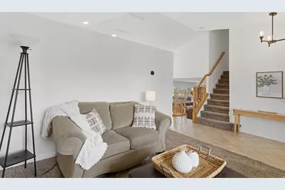 581 E Compass Cir N, North Salt Lake, UT 84054 - Photo 5