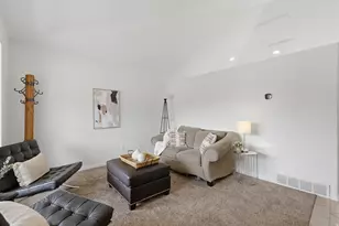 581 E Compass Cir N, North Salt Lake, UT 84054 - Photo 5