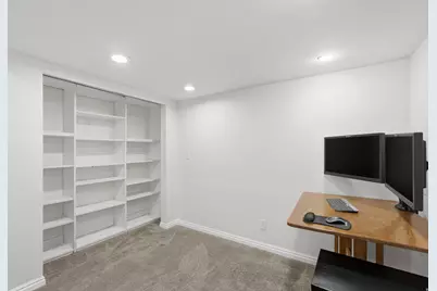 581 E Compass Cir N, North Salt Lake, UT 84054 - Photo 35