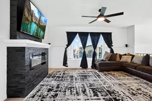 5592 S 3975 W, Roy, UT 84067 - Photo 7