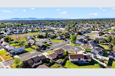 5592 S 3975 W, Roy, UT 84067 - Photo 45