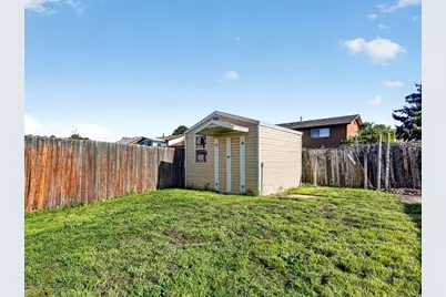 5592 S 3975 W, Roy, UT 84067 - Photo 33