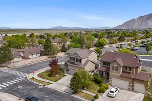 6674 N Malachite Way, Stansbury Park, UT 84074 - Photo 31