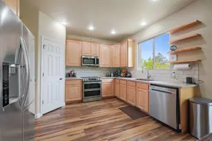 6674 N Malachite Way, Stansbury Park, UT 84074 - Photo 7