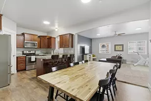 1821 N Crest Rd, Saratoga Springs, UT 84045 - Photo 13