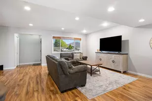 41 Benchmark Village, Tooele, UT 84074 - Photo 3
