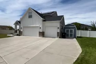 712 S 1750 W, Syracuse, UT 84075 - Photo 3