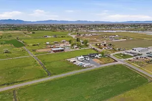 3663 W Pioneer Rd, Marriott-Slaterville City, UT 84404 - Photo 105