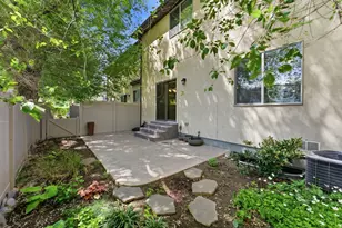 7235 S Viansa Ct, Midvale, UT 84047 - Photo 35
