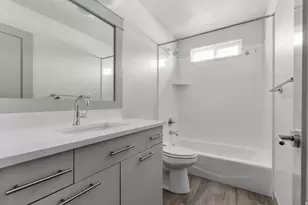 272 E Kirsten Ln, North Salt Lake, UT 84054 - Photo 19