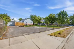 1270 S Stewart St W, Salt Lake City, UT 84104 - Photo 37
