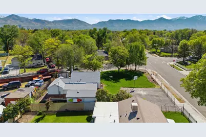 1270 S Stewart St W, Salt Lake City, UT 84104 - Photo 43