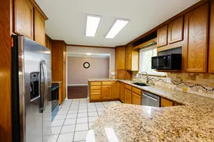39 S Village Way E, Fruit Heights, UT 84037 - Photo 11