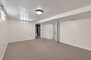 1645 E 2700 S, Salt Lake City, UT 84106 - Photo 37