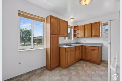 1645 E 2700 S, Salt Lake City, UT 84106 - Photo 53