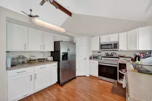 4975 W McGinnis Ln, West Jordan, UT 84081 - Photo 9