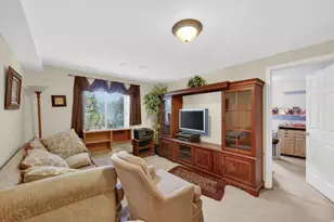 4975 W McGinnis Ln, West Jordan, UT 84081 - Photo 17