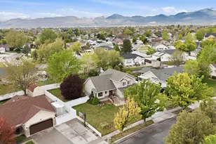 4975 W McGinnis Ln, West Jordan, UT 84081 - Photo 29