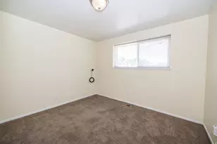 5545 S 2100 W, Roy, UT 84067 - Photo 21