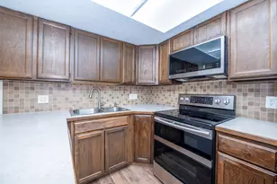 5545 S 2100 W, Roy, UT 84067 - Photo 11