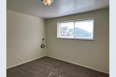 5545 S 2100 W #5, Roy, UT 84067 - Photo 21
