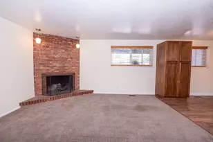 5545 S 2100 W, Roy, UT 84067 - Photo 5