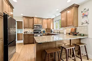 1730 E Colchester Ct, Sandy, UT 84092 - Photo 15