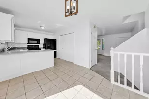 1052 N 1000 E, Layton, UT 84040 - Photo 11