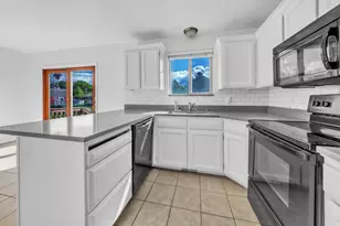 1052 N 1000 E, Layton, UT 84040 - Photo 13