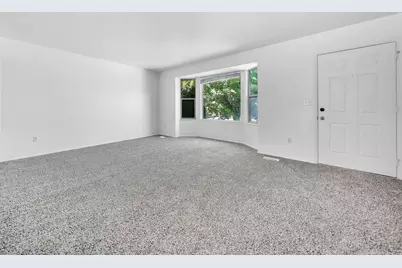 1052 N 1000 E, Layton, UT 84040 - Photo 7