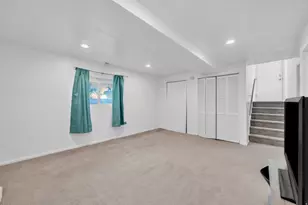 1052 N 1000 E, Layton, UT 84040 - Photo 37