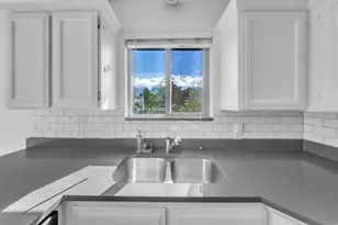 1052 N 1000 E, Layton, UT 84040 - Photo 15