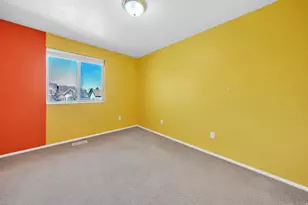 1052 N 1000 E, Layton, UT 84040 - Photo 17