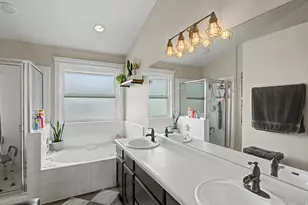 8233 S Creekwood Circle, West Jordan, UT 84088 - Photo 15