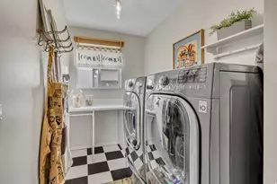 1936 W Guard Ct S, West Jordan, UT 84088 - Photo 17