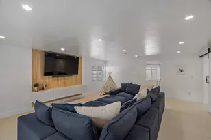 542 E Petersen Pkwy S, South Weber, UT 84405 - Photo 23