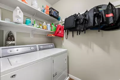 757 S 725 W, Layton, UT 84041 - Photo 33