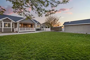 757 S 725 W, Layton, UT 84041 - Photo 37